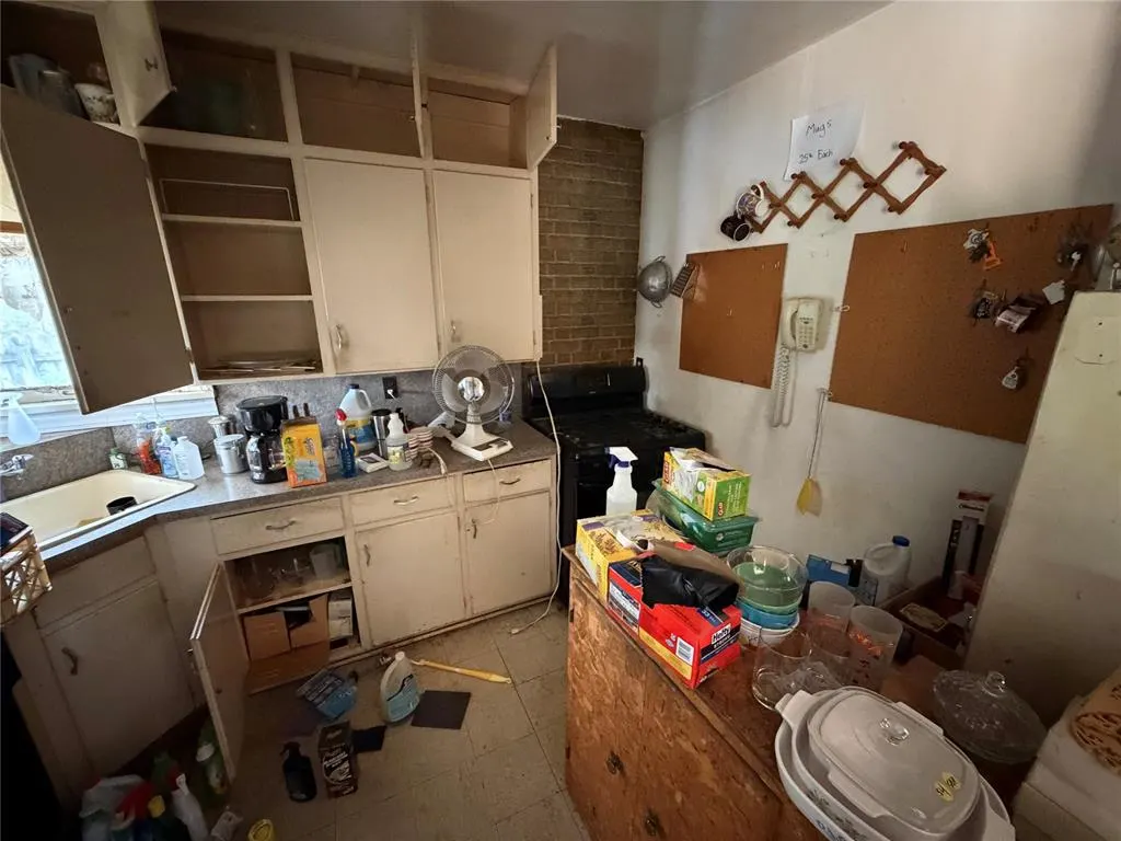 Photo 9 — 1108 SW 37th Street, Oklahoma City, OK 73109
