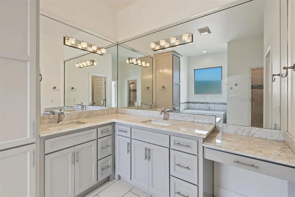 Photo 16 — 16645 Little Leaf Lane, Edmond, OK 73012