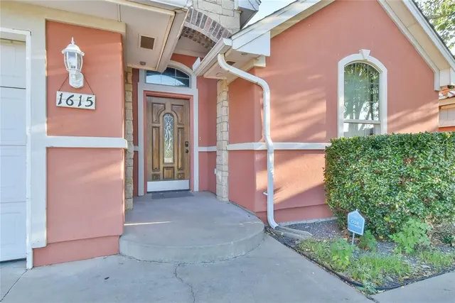 Photo 3 — 1615 SW 23rd Street, Oklahoma City, OK 73108