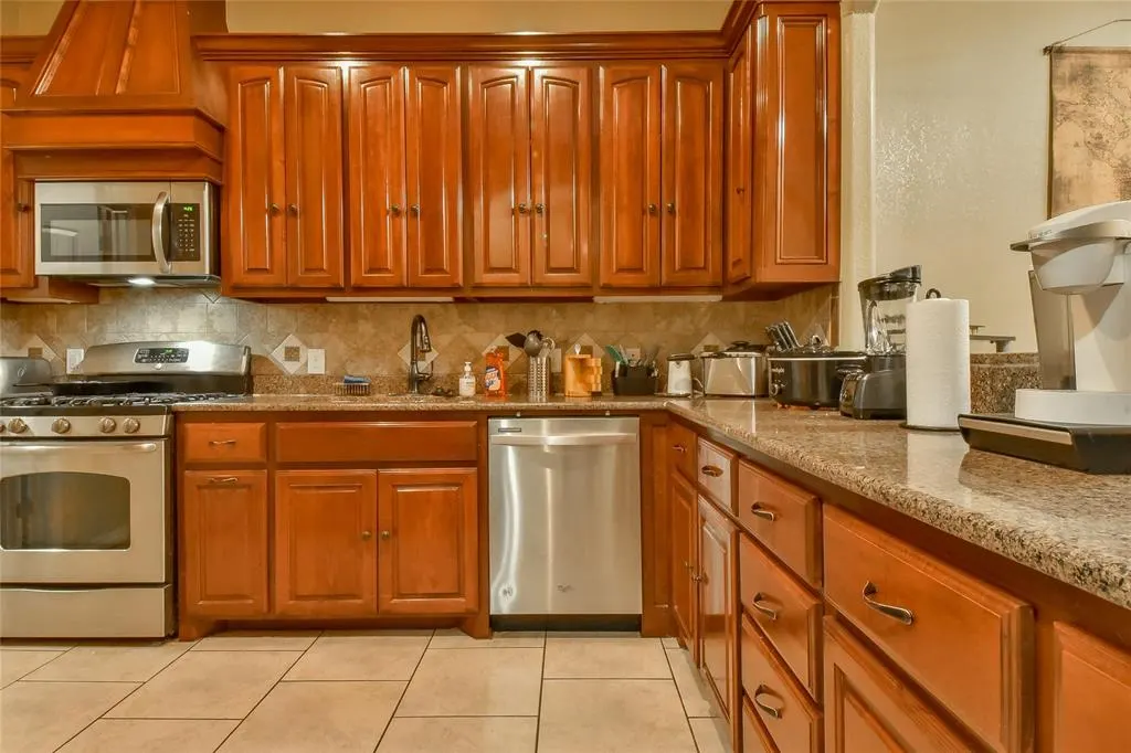 Photo 13 — 1615 SW 23rd Street, Oklahoma City, OK 73108