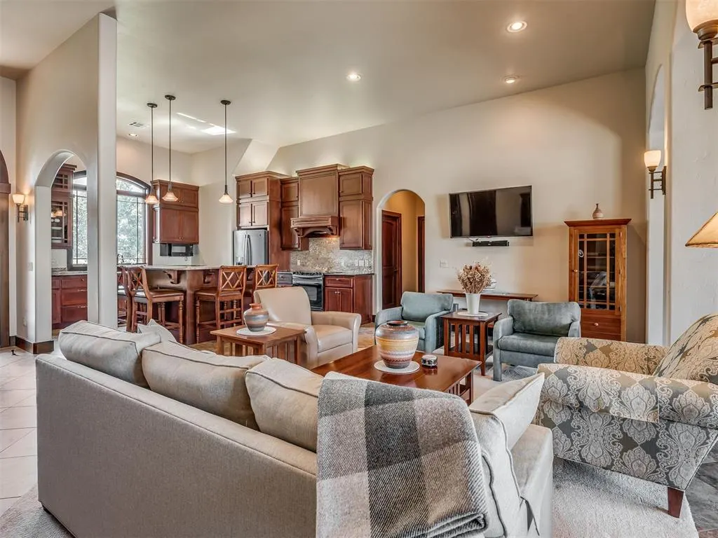 Photo 11 — 5950 Cox Canyon Drive, Guthrie, OK 73044