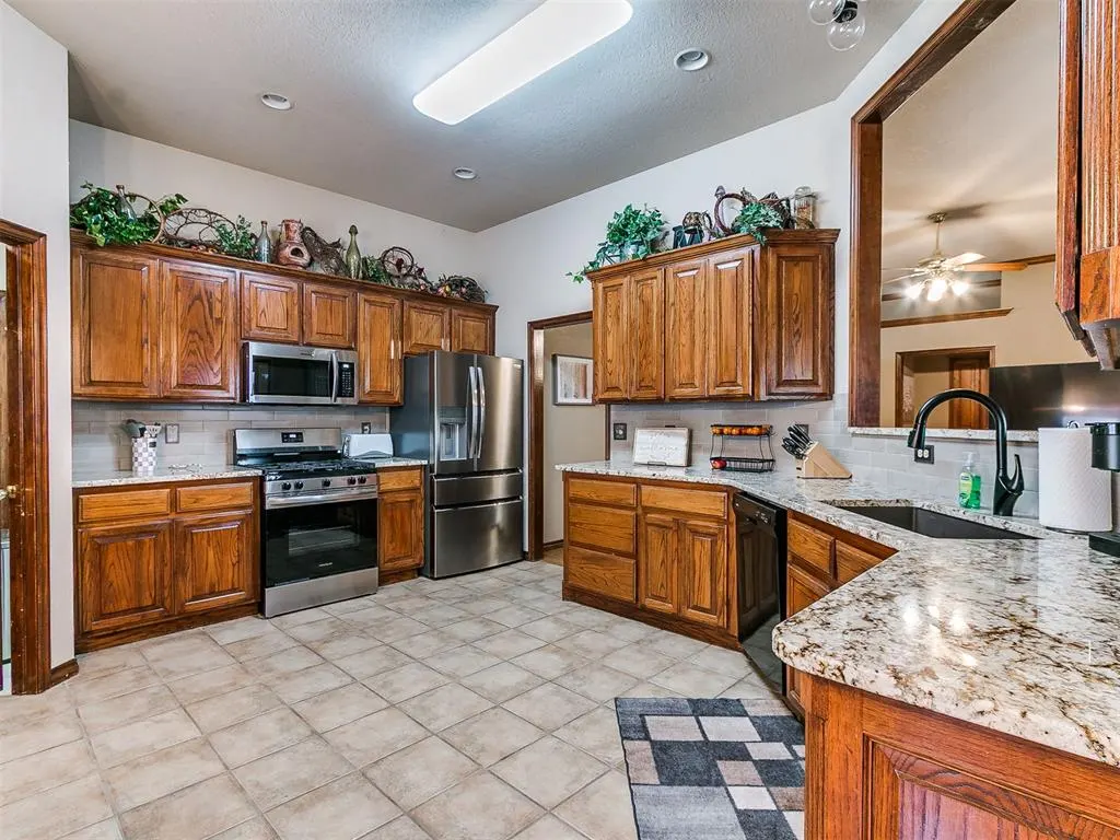 Photo 16 — 4120 Pine Hill Road, Norman, OK 73072