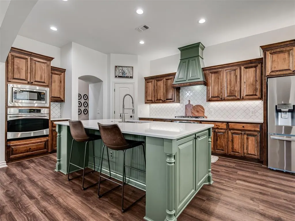 Photo 7 — 18401 Mesa Road, Edmond, OK 73012