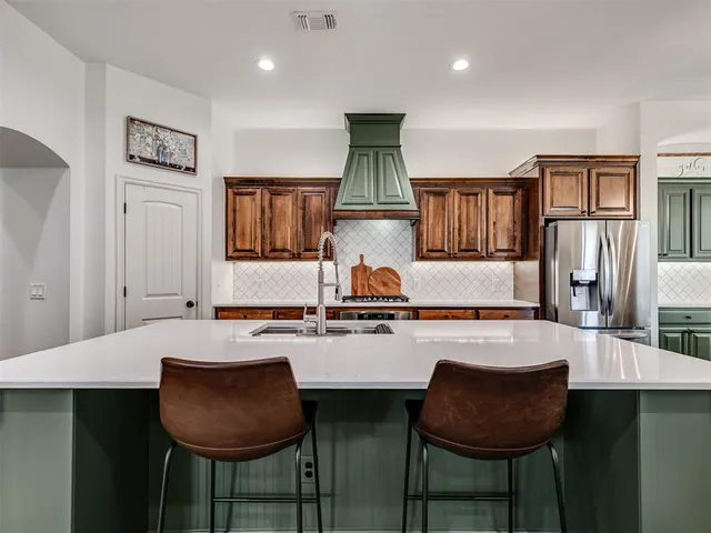 Photo 8 — 18401 Mesa Road, Edmond, OK 73012