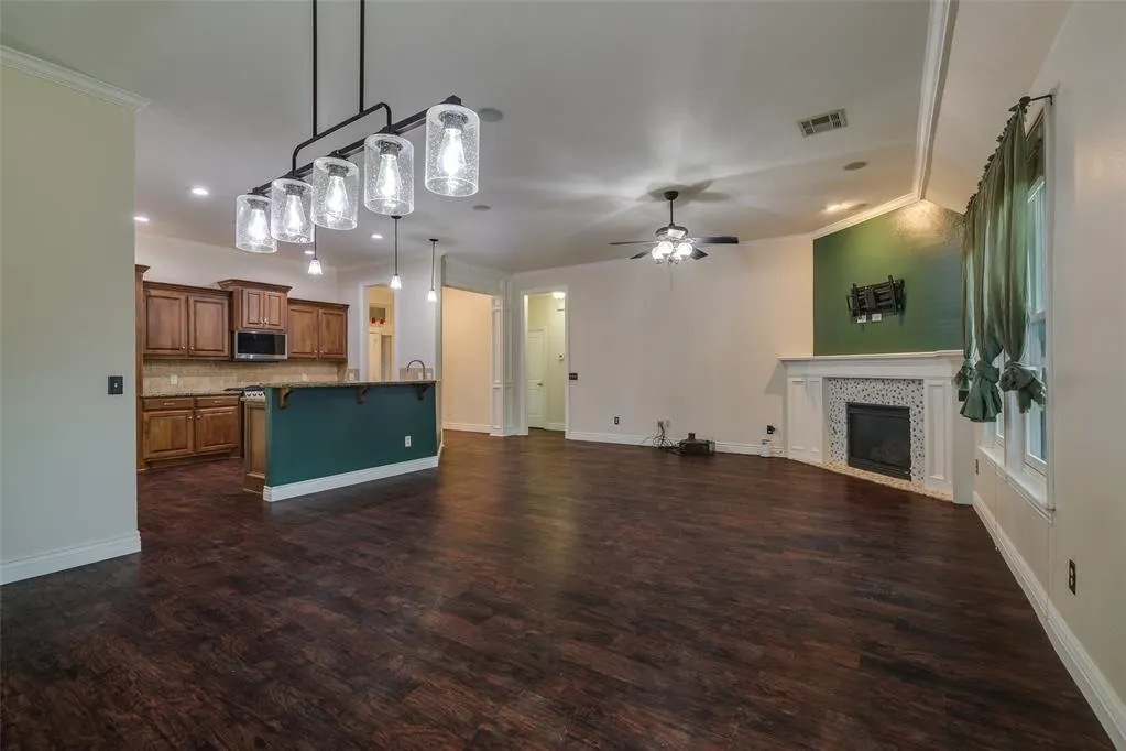 Photo 9 — 16412 Old Oak Drive, Edmond, OK 73013