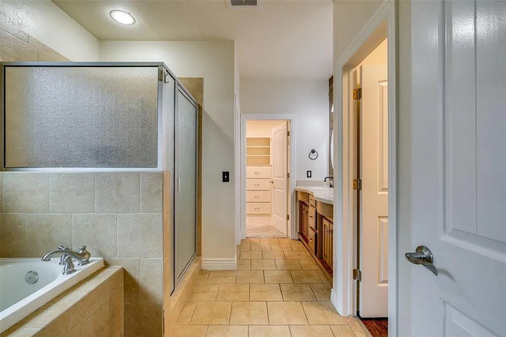 Photo 23 — 16412 Old Oak Drive, Edmond, OK 73013