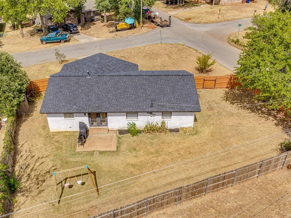 Photo 36 — 3216 E Noble Drive, Edmond, OK 73034