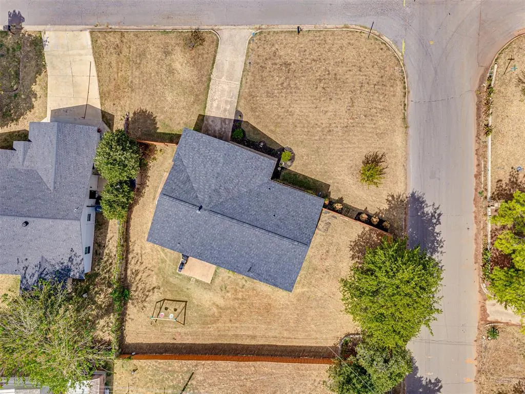 Photo 37 — 3216 E Noble Drive, Edmond, OK 73034