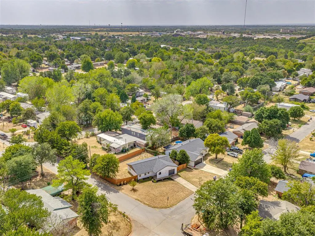 Photo 38 — 3216 E Noble Drive, Edmond, OK 73034