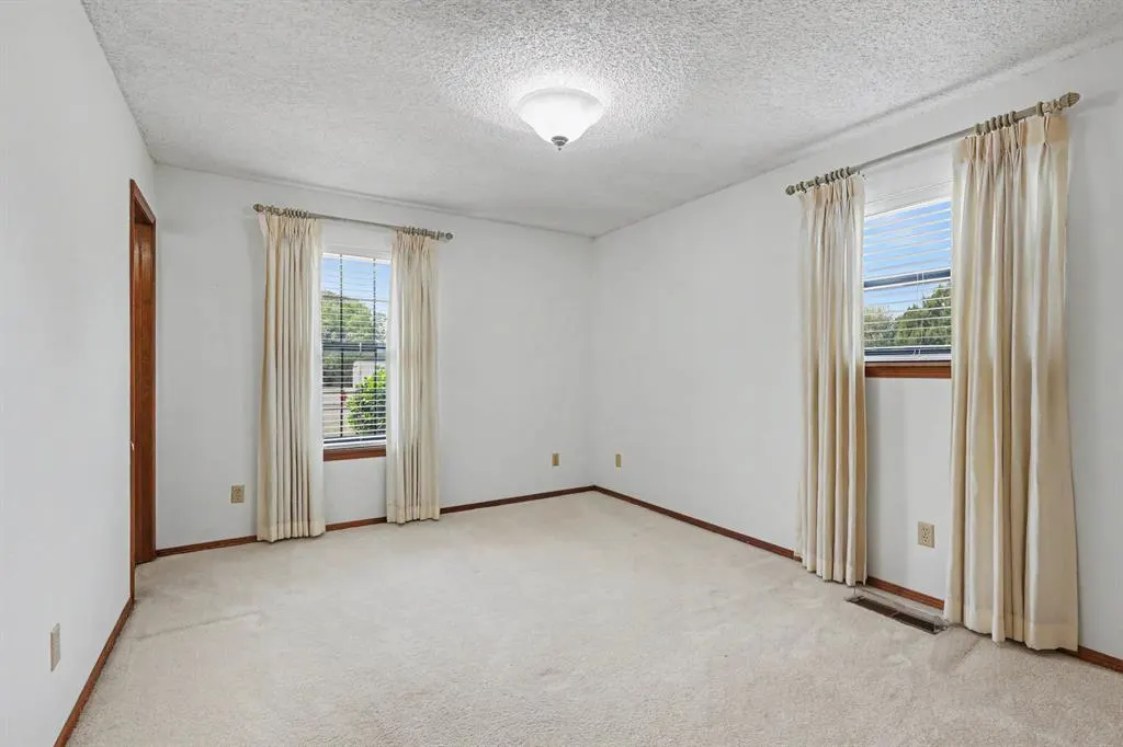 Photo 12 — 521 Cherryvale Road, Edmond, OK 73003