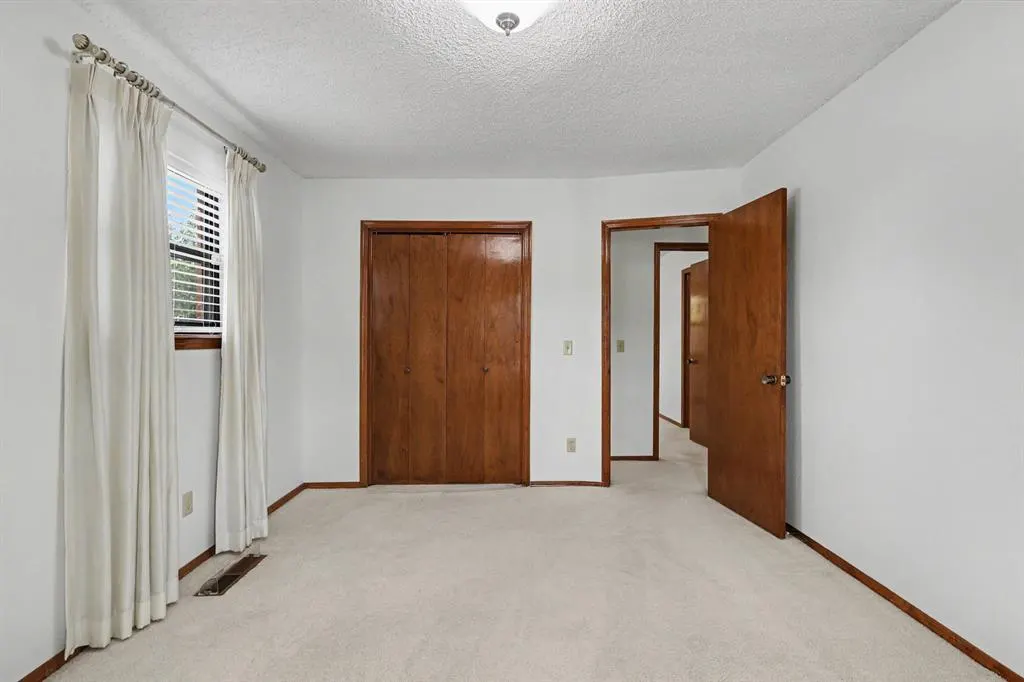 Photo 13 — 521 Cherryvale Road, Edmond, OK 73003