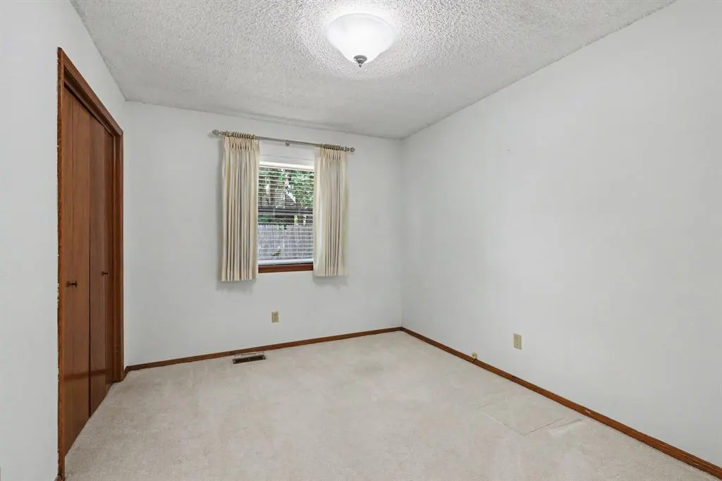 Photo 16 — 521 Cherryvale Road, Edmond, OK 73003