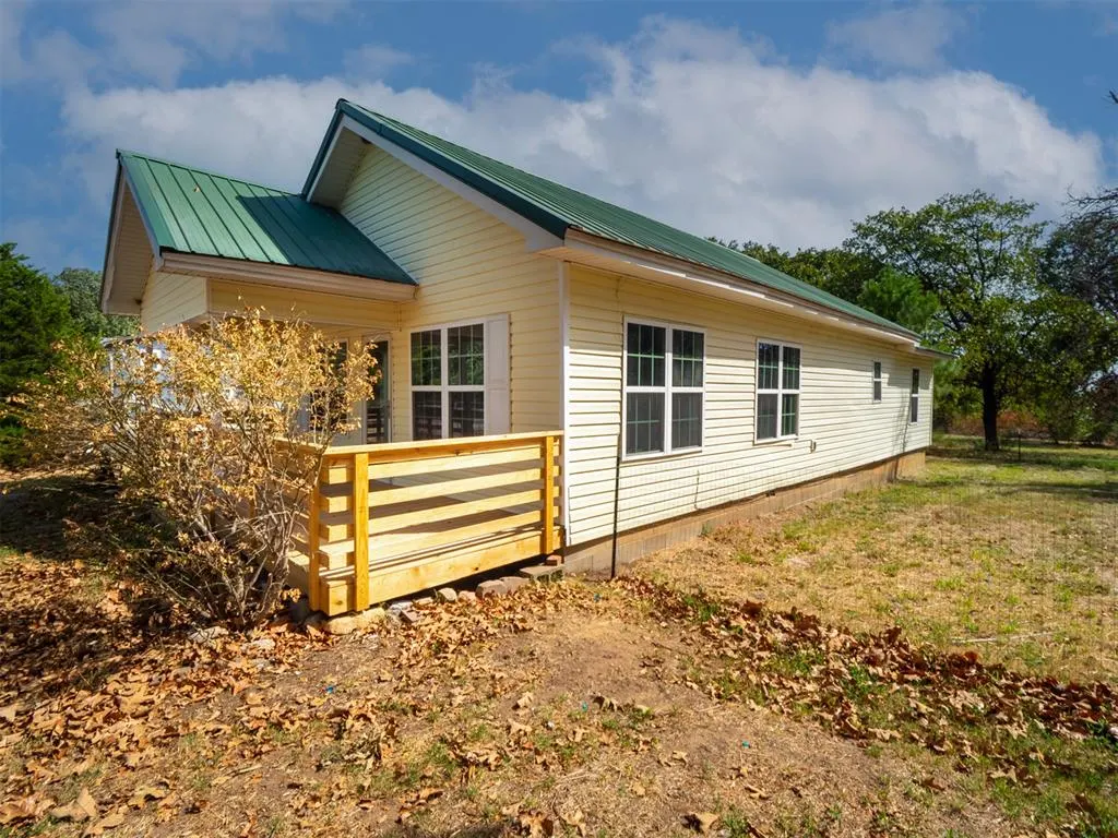 Photo 9 — 18755 Ferdondo Drive, Earlsboro, OK 74840
