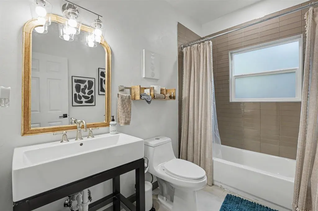 Photo 26 — 814 NW 34th Street, Oklahoma City, OK 73118