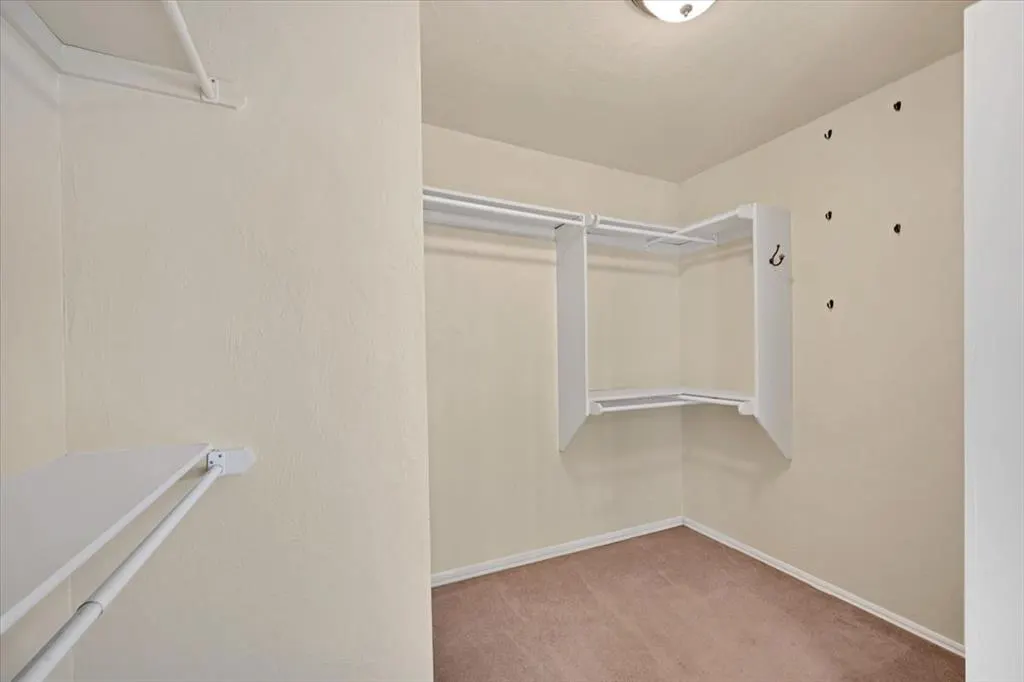 Photo 19 — 808 W Vickery Avenue, Yukon, OK 73099