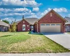 Front exterior — 808 W Vickery Avenue, Yukon, OK 73099