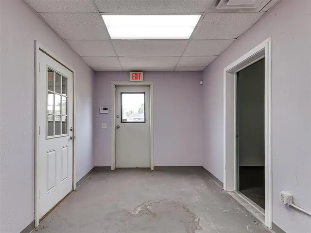 Photo 8 — 220 N Crawford Avenue, Norman, OK 73069