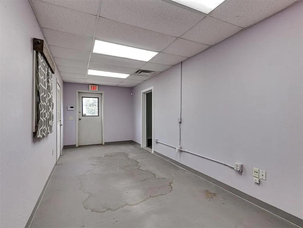 Photo 10 — 220 N Crawford Avenue, Norman, OK 73069