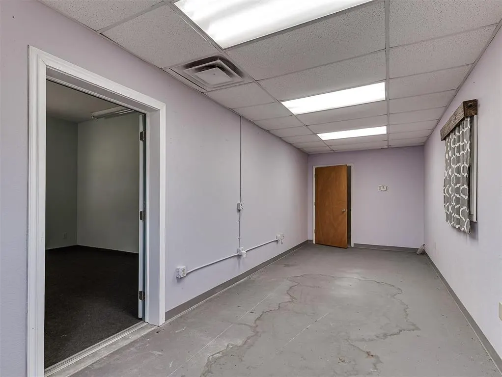 Photo 11 — 220 N Crawford Avenue, Norman, OK 73069