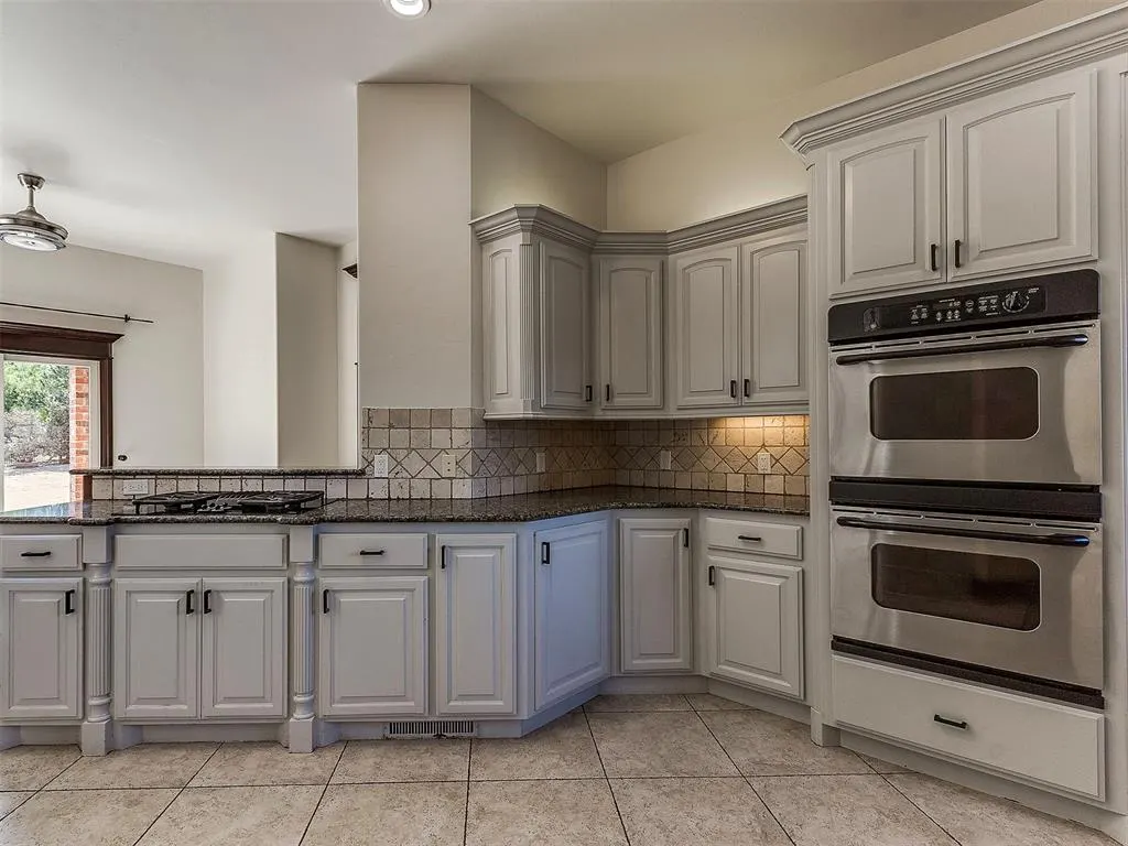 Photo 21 — 17200 Osprey Circle, Edmond, OK 73012