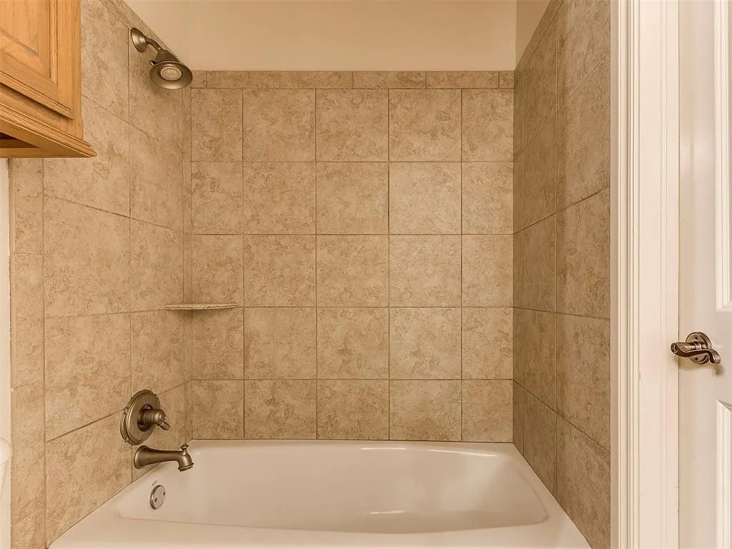 Photo 43 — 17200 Osprey Circle, Edmond, OK 73012