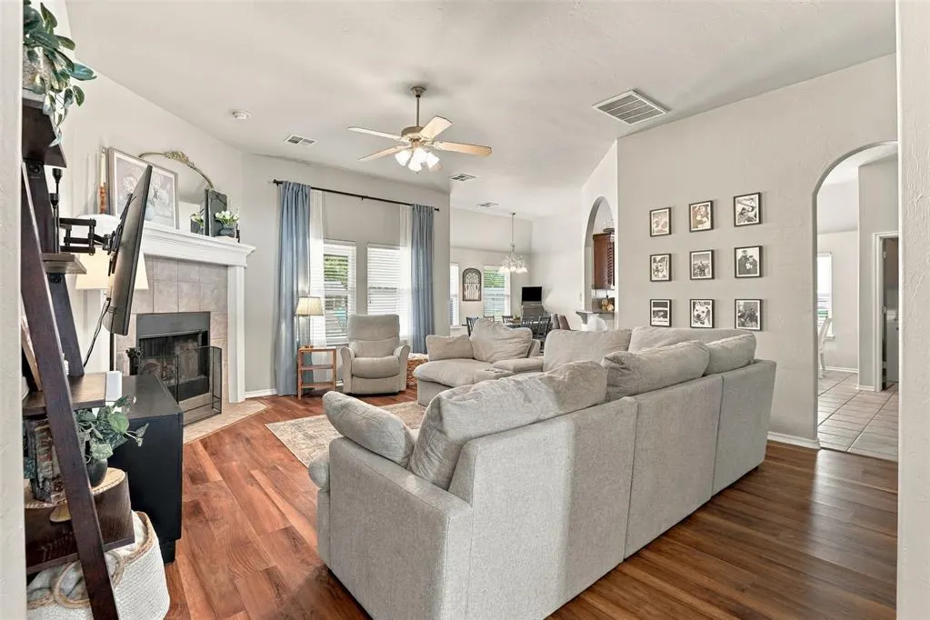 Photo 8 — 745 Dana Drive, Yukon, OK 73099