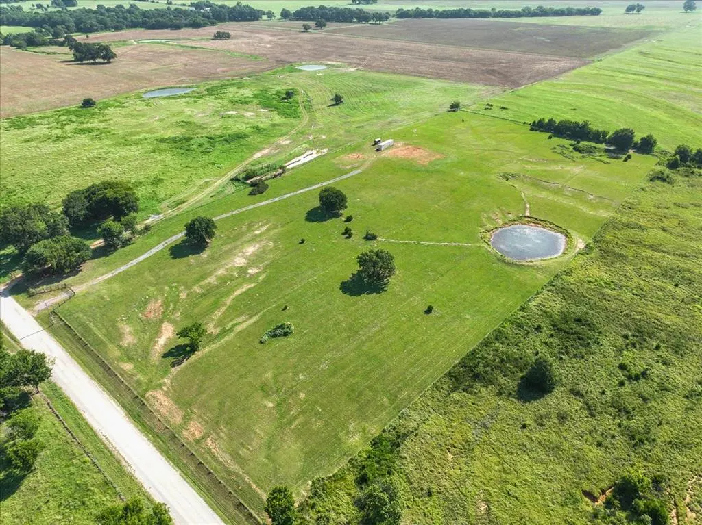 Photo 4 — 12460 NW Camp Arbuckle Avenue, Byars, OK 74831