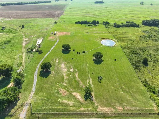 Photo 5 — 12460 NW Camp Arbuckle Avenue, Byars, OK 74831
