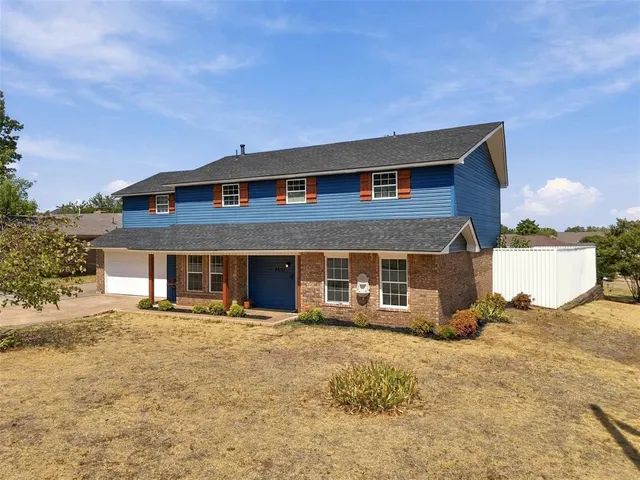 Photo 5 — 5801 NW 70th Street, Warr Acres, OK 73132