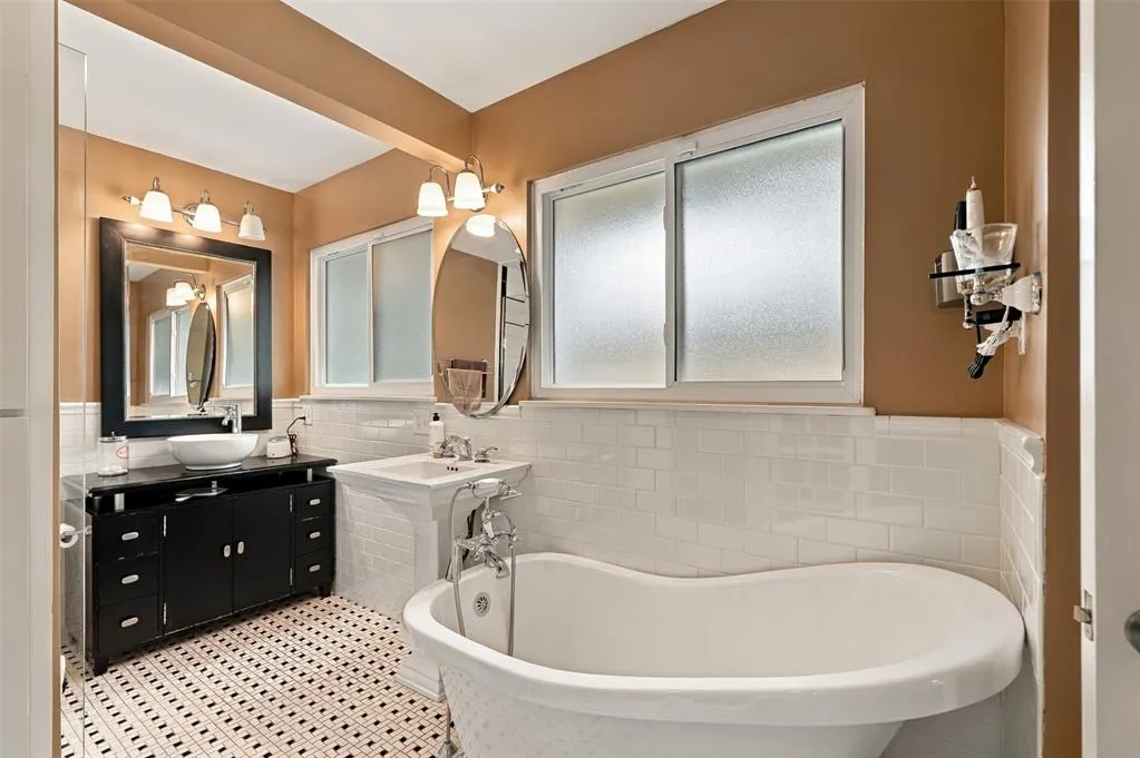 Photo 28 — 24 Oakwood Drive, Oklahoma City, OK 73121