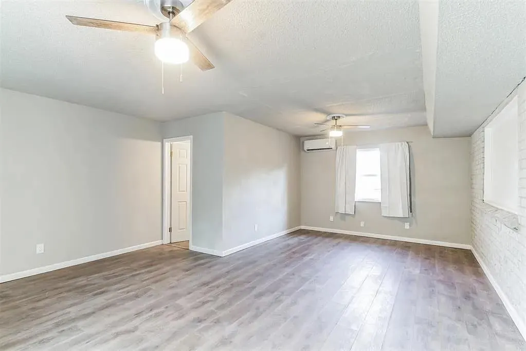 Photo 7 — 109 W Shadywood Drive, Midwest City, OK 73110