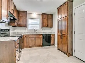 Photo 9 — 1620 Chautauqua Avenue, Norman, OK 73072
