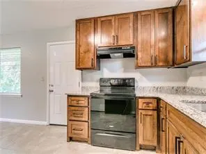 Photo 12 — 1620 Chautauqua Avenue, Norman, OK 73072