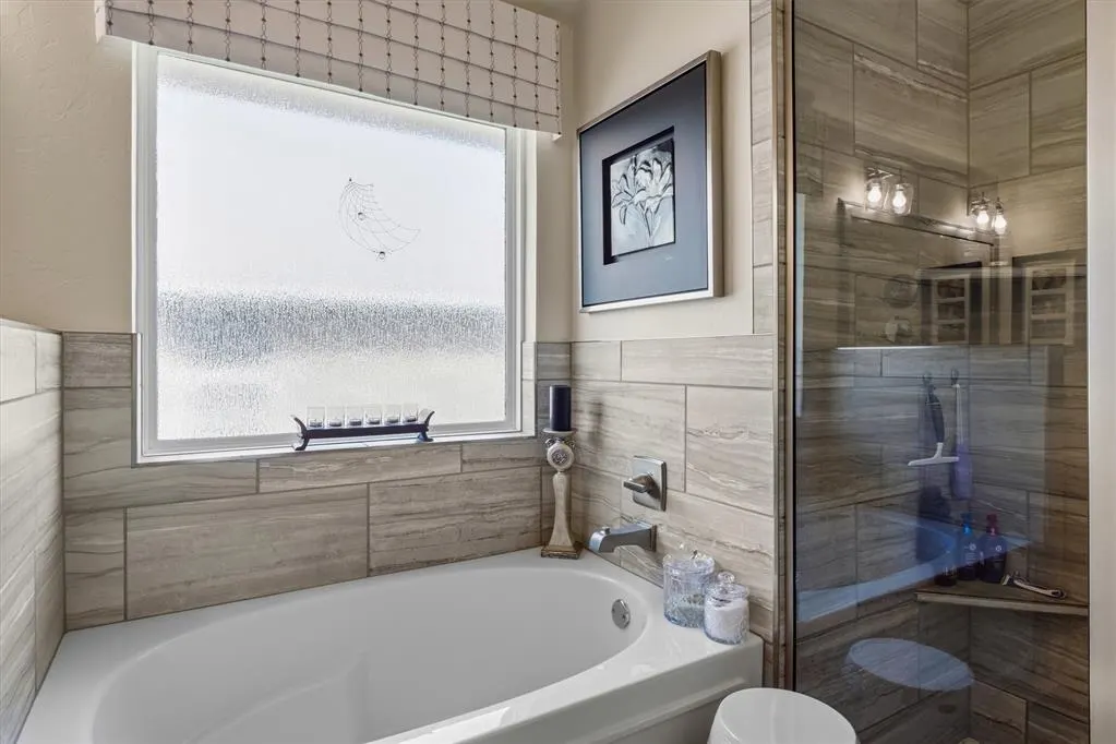 Photo 17 — 18613 Melogold Drive, Edmond, OK 73012