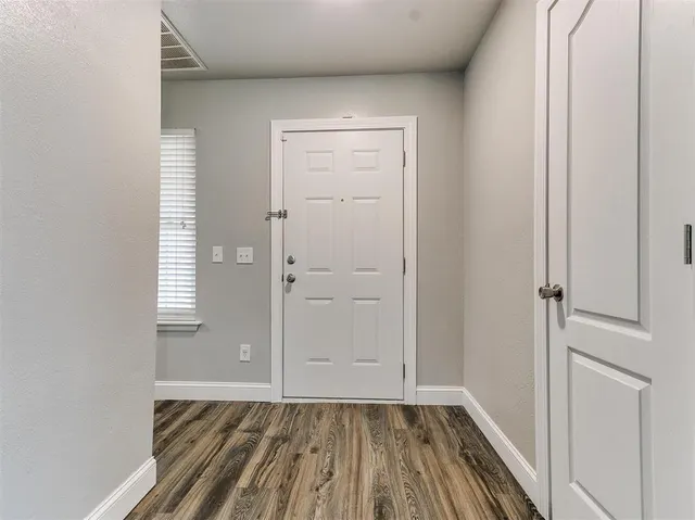 Photo 2 — 713 Night Hawk Drive, Norman, OK 73072