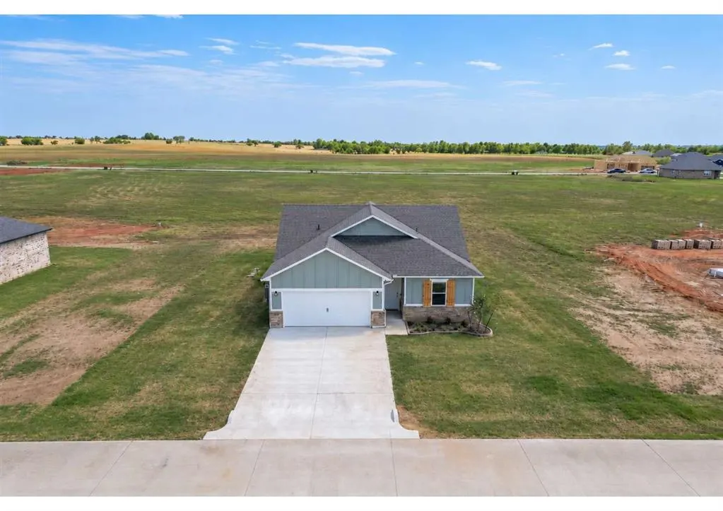 Photo 42 — 1721 Elm Circle, Tuttle, OK 73089