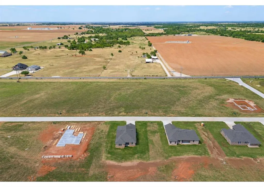Photo 47 — 1721 Elm Circle, Tuttle, OK 73089