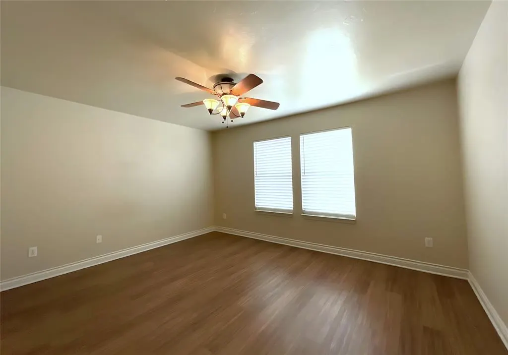Photo 12 — 724 Humming Fish Drive, Norman, OK 73069