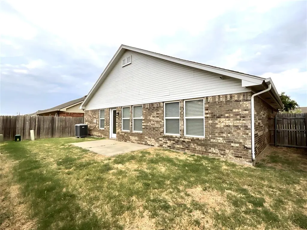 Photo 25 — 724 Humming Fish Drive, Norman, OK 73069