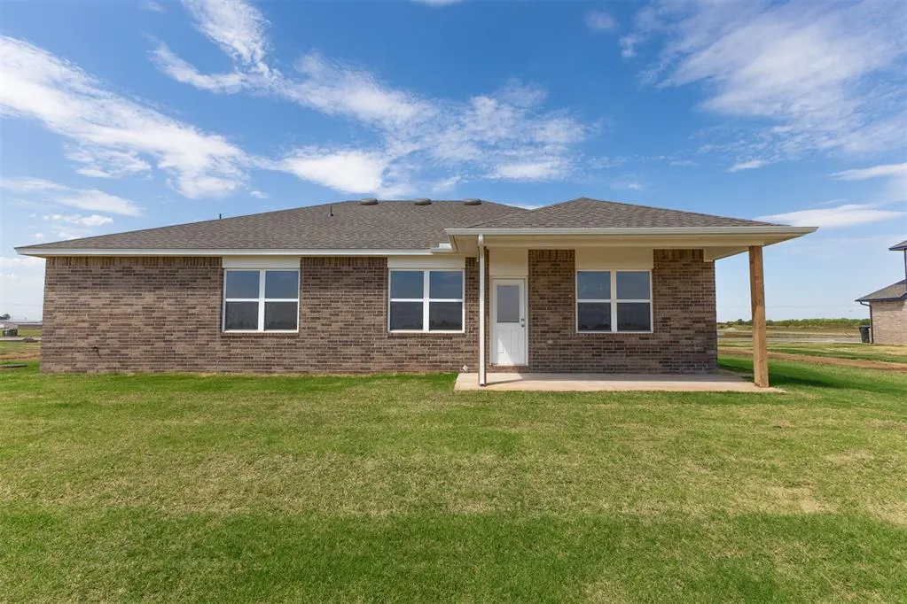Photo 34 — 1725 Elm Circle, Tuttle, OK 73089