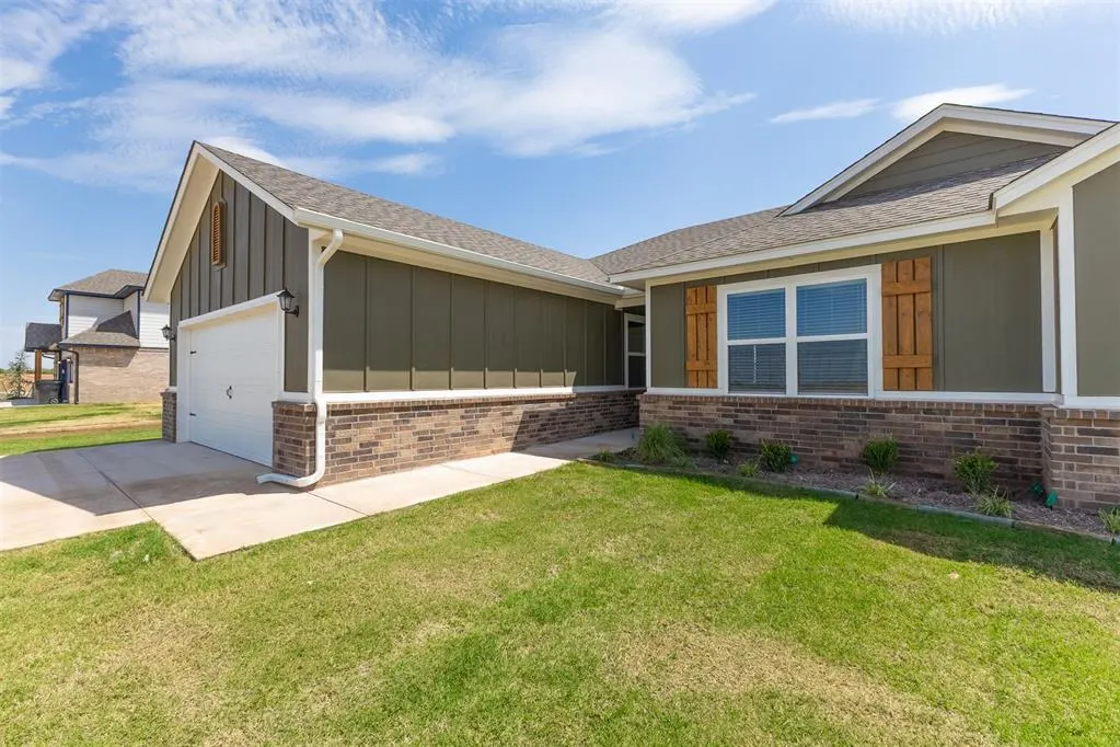 Photo 37 — 1725 Elm Circle, Tuttle, OK 73089