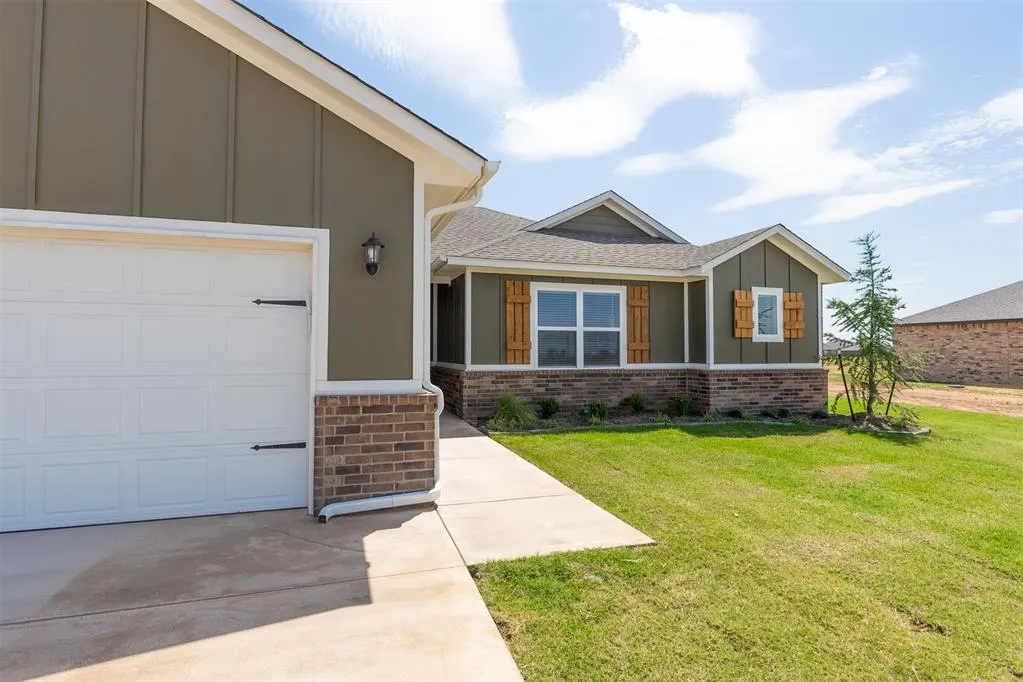 Photo 38 — 1725 Elm Circle, Tuttle, OK 73089
