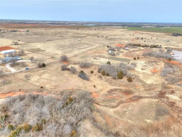 Photo 4 — 2398 Andy Ave NW, Piedmont, OK 73078