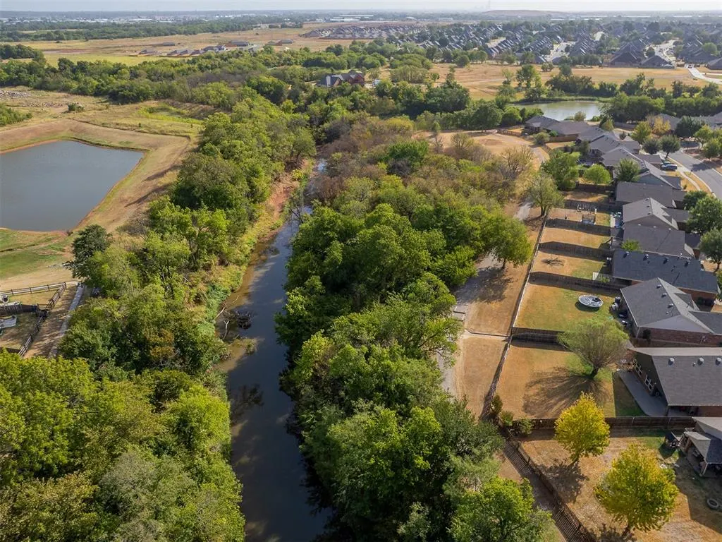 Photo 17 — 2501 Fawn Lily Road, Oklahoma City, OK 73128