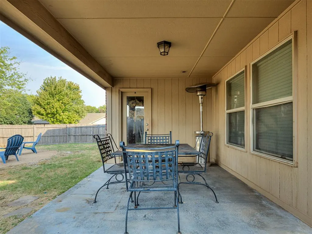 Photo 17 — 2501 Fawn Lily Road, Oklahoma City, OK 73128