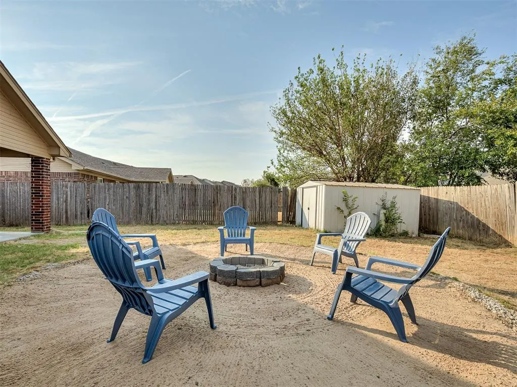 Photo 19 — 2501 Fawn Lily Road, Oklahoma City, OK 73128