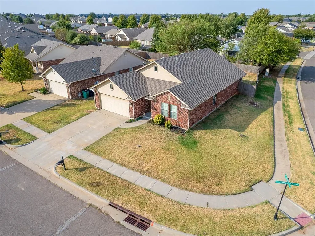 Photo 22 — 2501 Fawn Lily Road, Oklahoma City, OK 73128