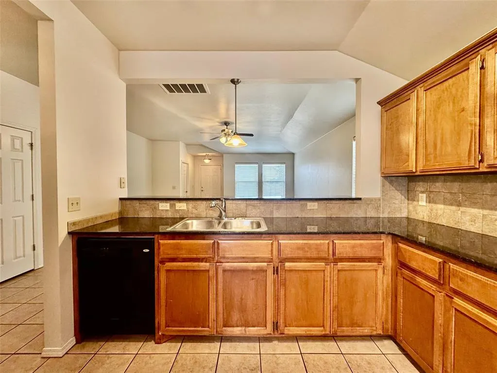Photo 11 — 1829 NW 146th Street, Edmond, OK 73013