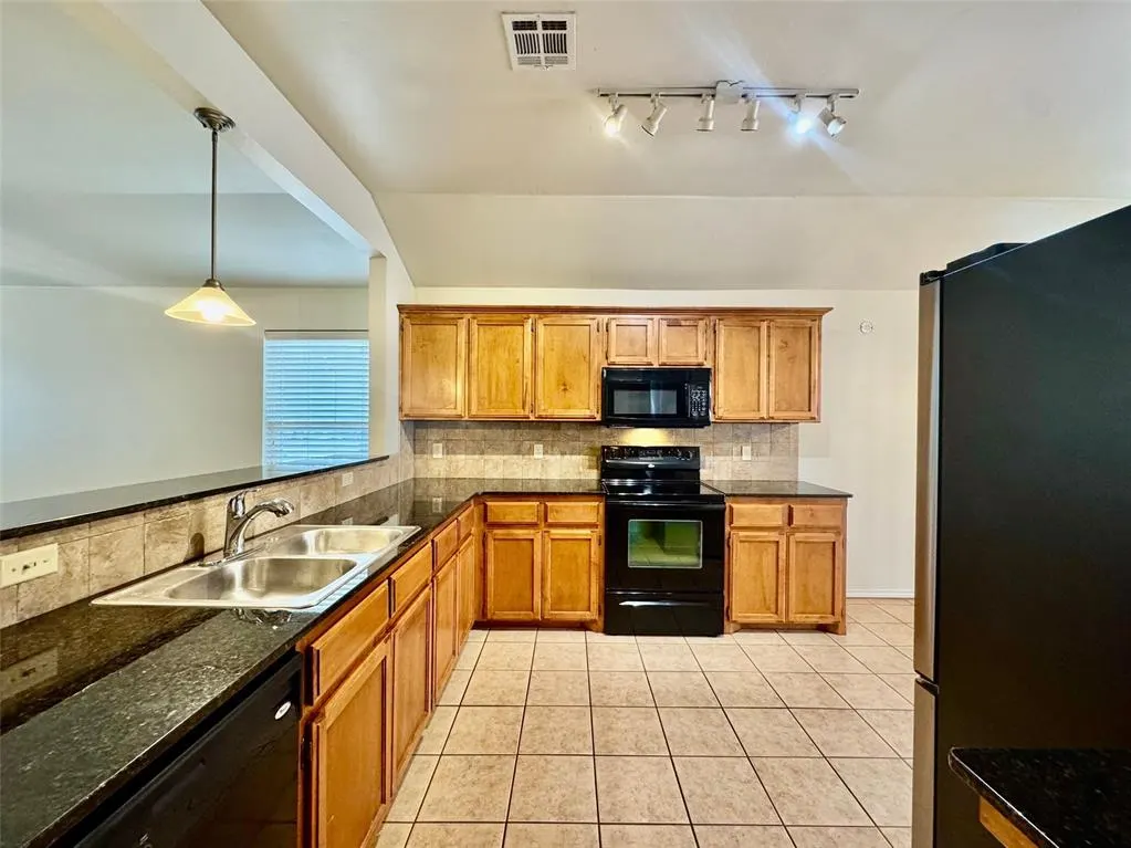 Photo 16 — 1829 NW 146th Street, Edmond, OK 73013