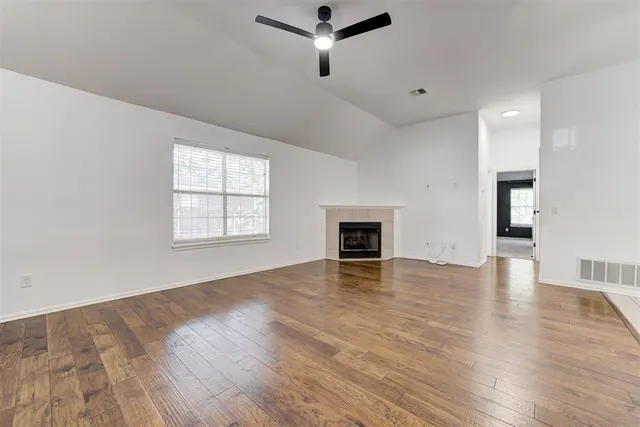 Photo 6 — 11400 Glade Avenue, Oklahoma City, OK 73162
